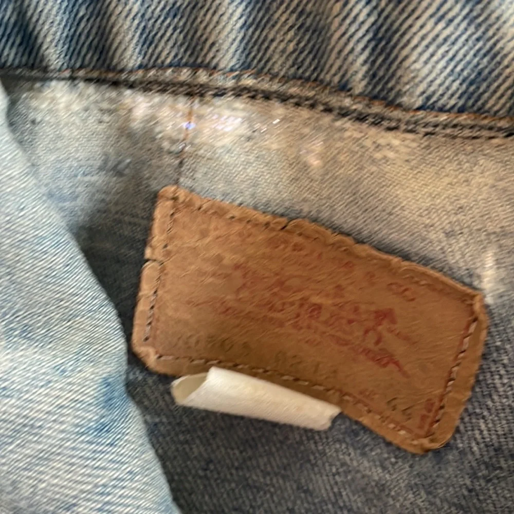 True Vintage Levi 505 Denim Trucker Jacket - Picture 4 of 4